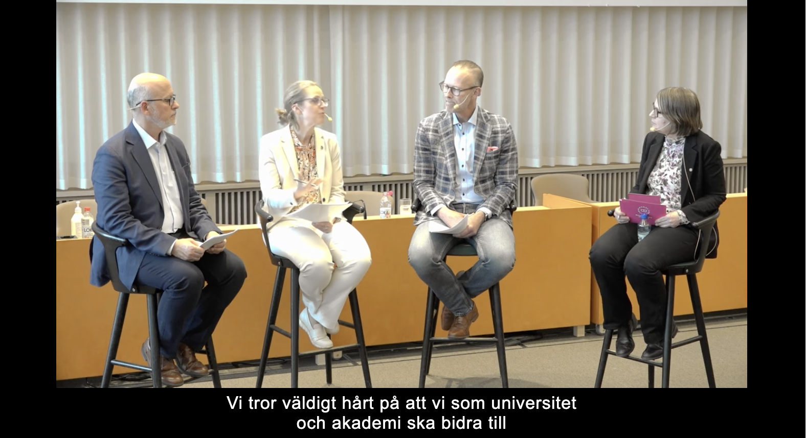 Skärmbild från inspelning av panelsamtal